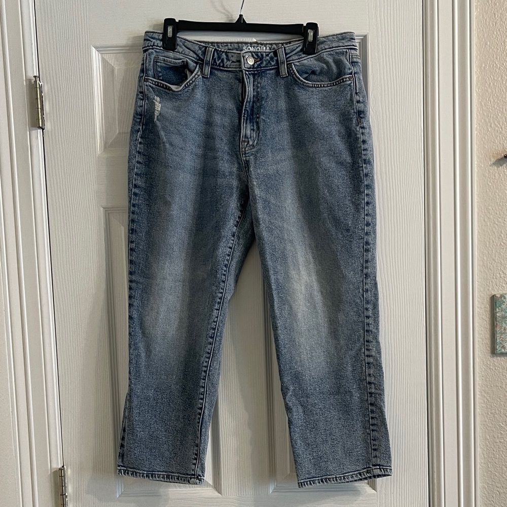 Sonoma Women's Light Blue Cropped Jeans